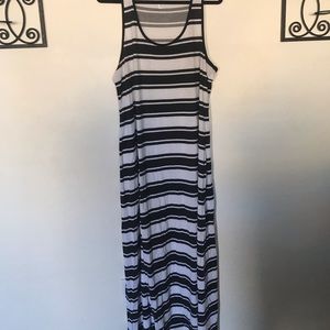Sleeveless Maxi Dress